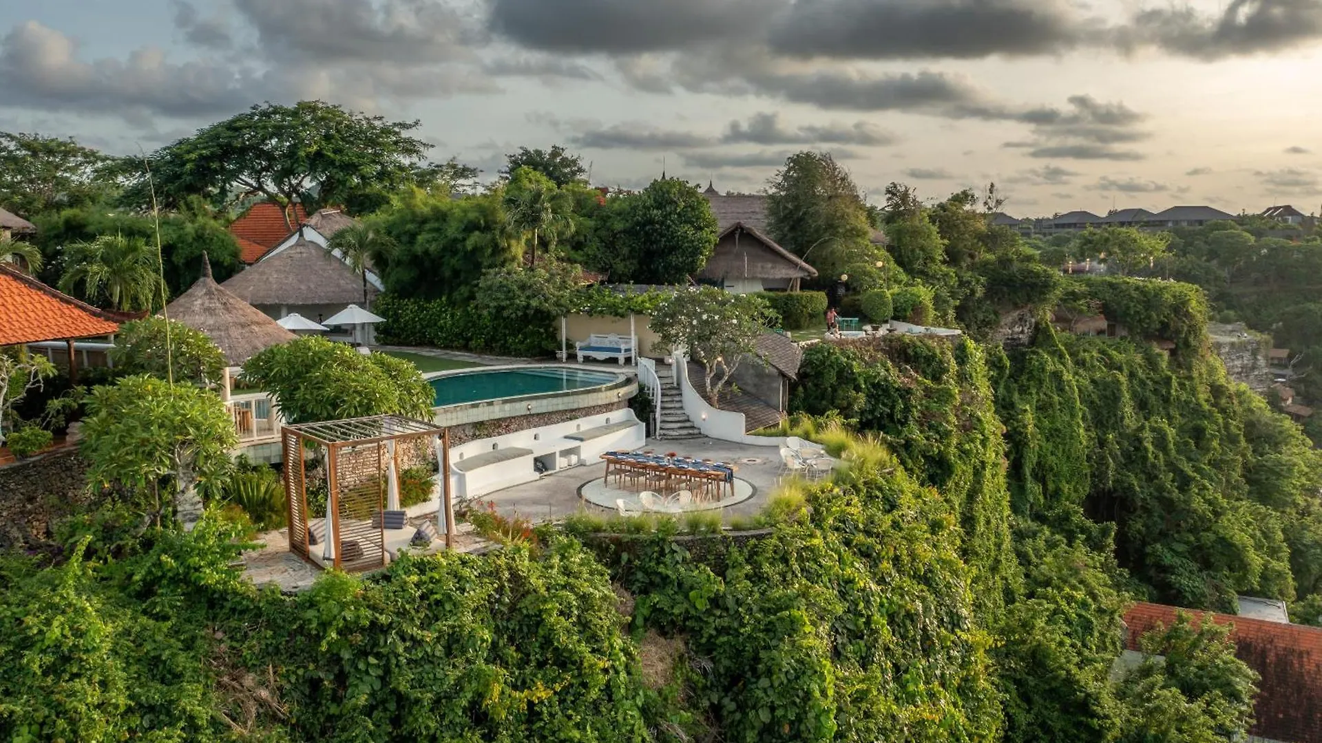 Villa Nirvana Biru Bingin Beach Uluwatu